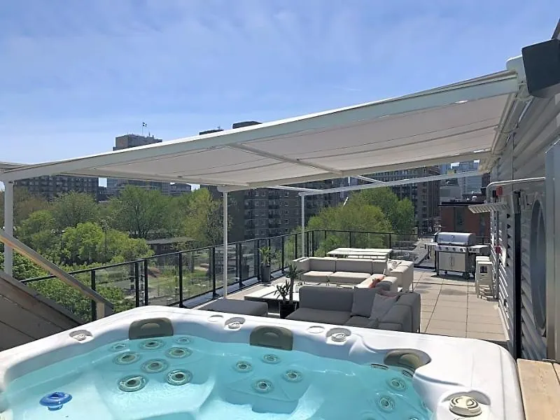 Boxotel Montréal Canada